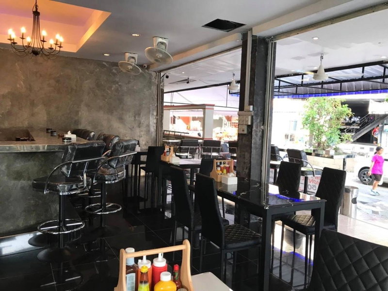 You Place, Pattaya Central, Thailand
