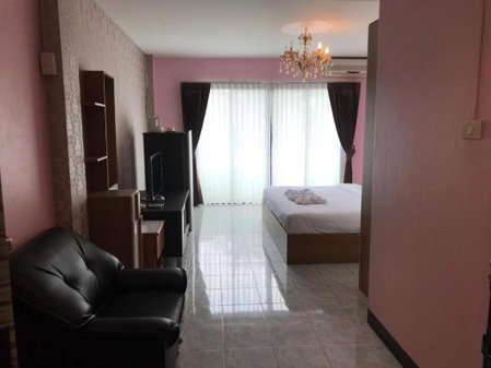 You Place, Pattaya Central, Thailand