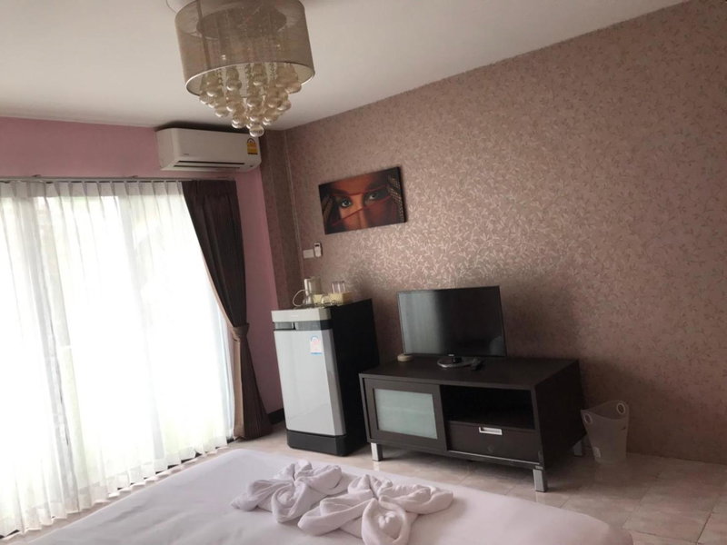 You Place, Pattaya Central, Thailand