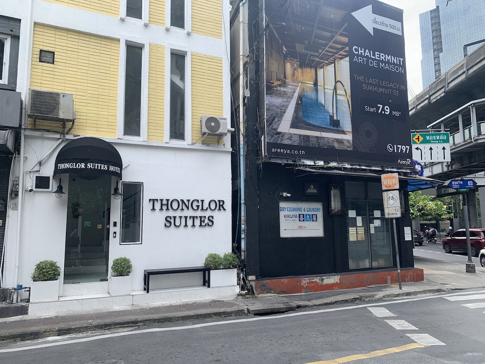 Thonglor Suites Hotel, Thailand