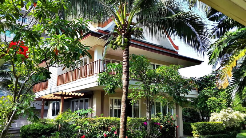 Baan Talay Samran 4 Bedrooms Villa with Beach and 3 pools, Cha Am, Thailand