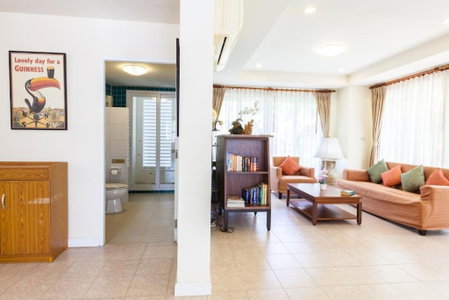 Baan Talay Samran 4 Bedrooms Villa with Beach and 3 pools, Cha Am, Thailand