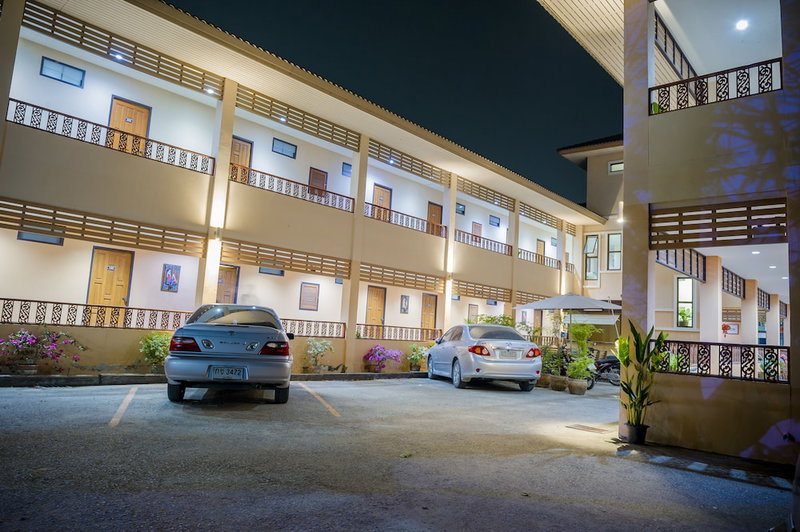 Banlanna Hotel Lampang, Lampang, Thailand