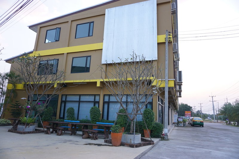 C2U Hotel Uthai Thani - Adults Only, Nong Kha Yang, Thailand
