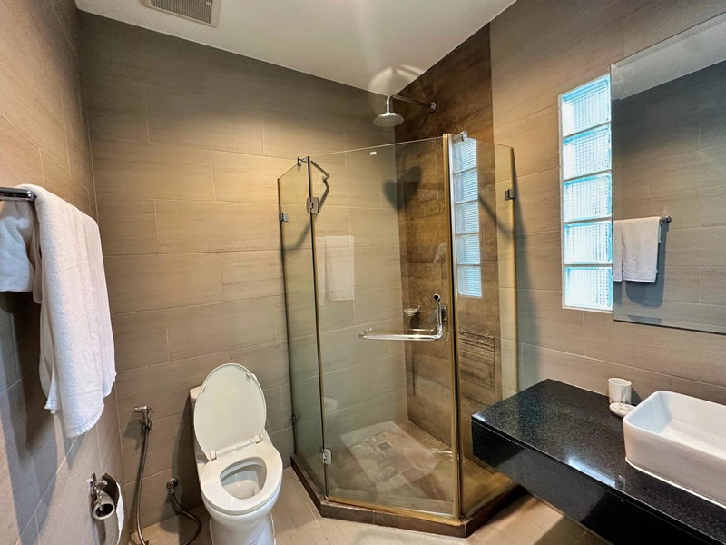 Villa Tara nr Layan Beach, Bang Tao Beach, Thailand