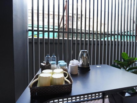 RQ Bangkok Huai Khwang by Collection O, Bangkok, Thailand
