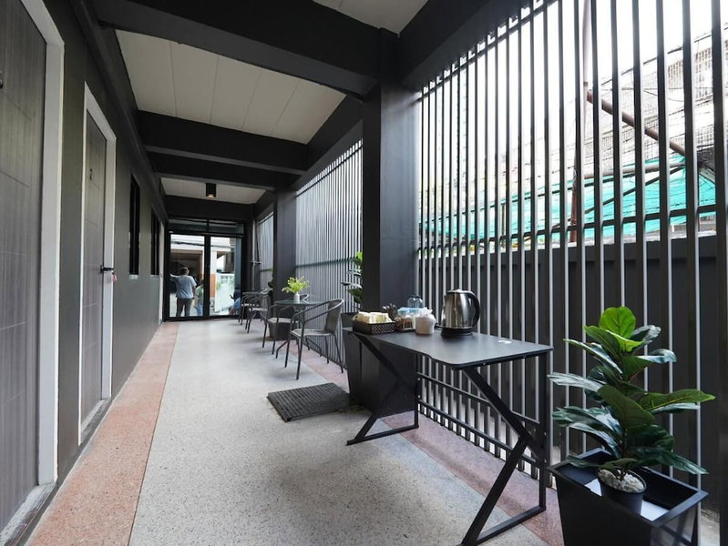 RQ Bangkok Huai Khwang by Collection O, Bangkok, Thailand