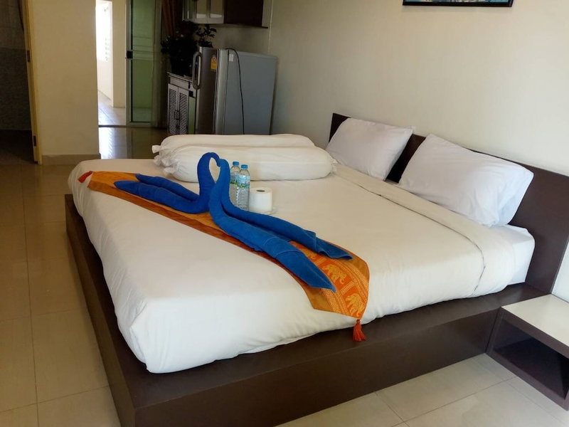 Navanakorn Aomsin Hotel near Big C Super, Khlong Luang, Thailand