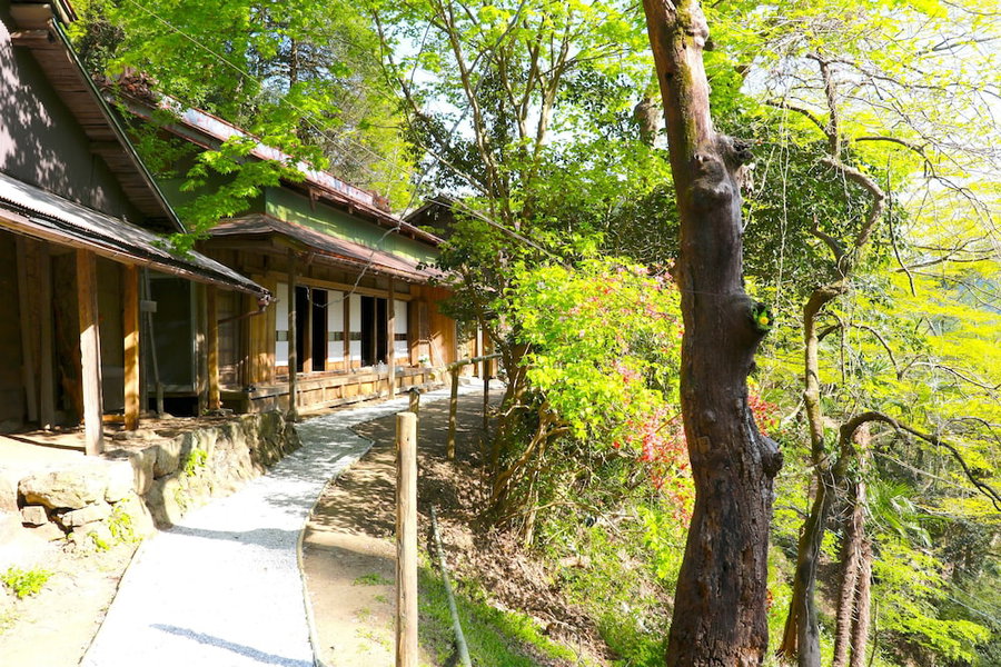 Woodland Bothy, Akiruno, Japan