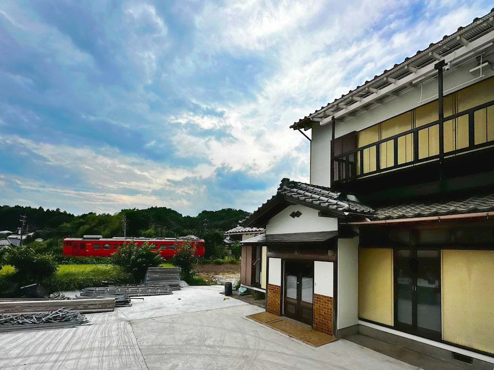 Villas Minato, Japan