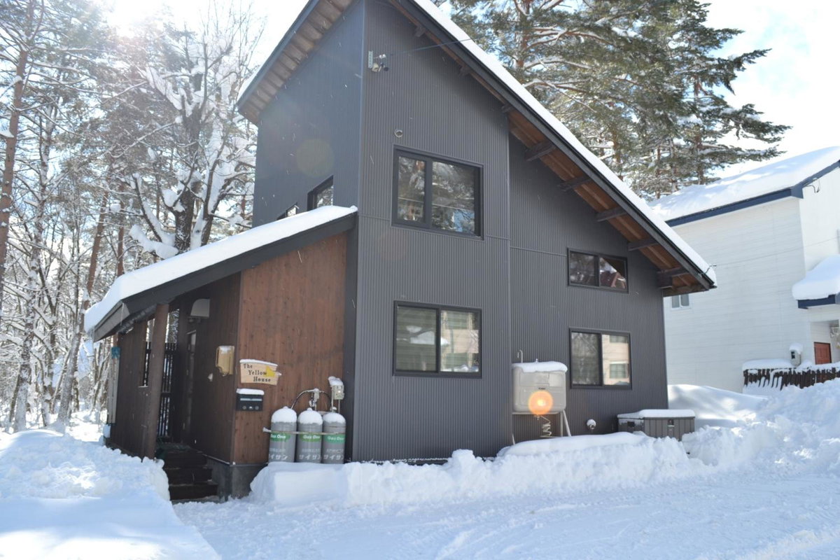 Hotel · The Yellow House, Hakuba