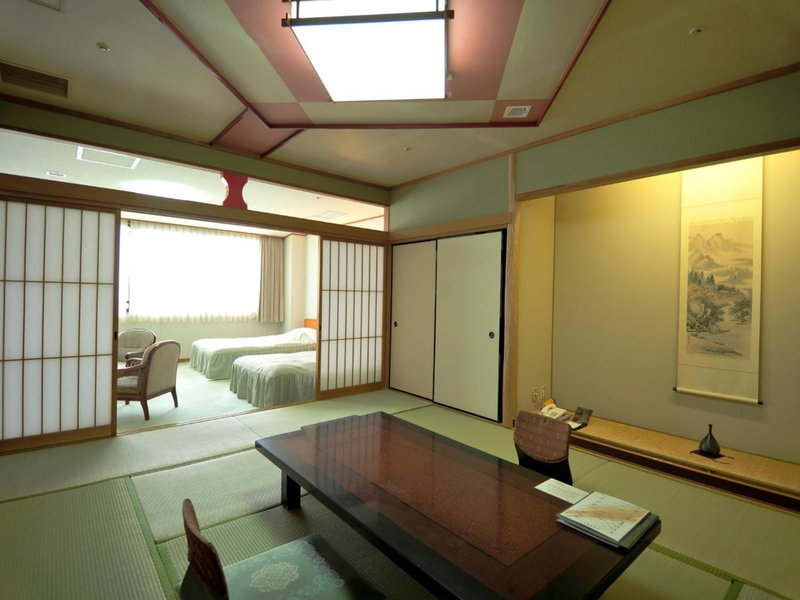 Nisshokan Shinkan Baishokaku, Nagasaki, Japan