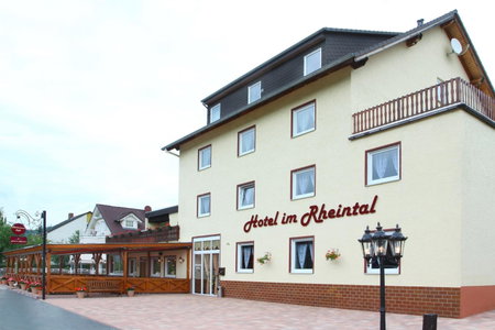 Hotel im Rheintal, Kamp-Bornhofen, Germany