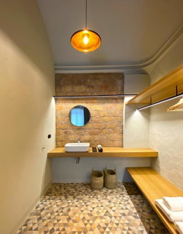 Casa Elvira, Torroella de Montgrí, Spain