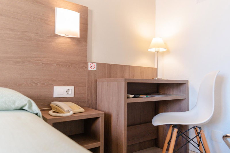 Apartamentos Loar, Ferreries, Spain