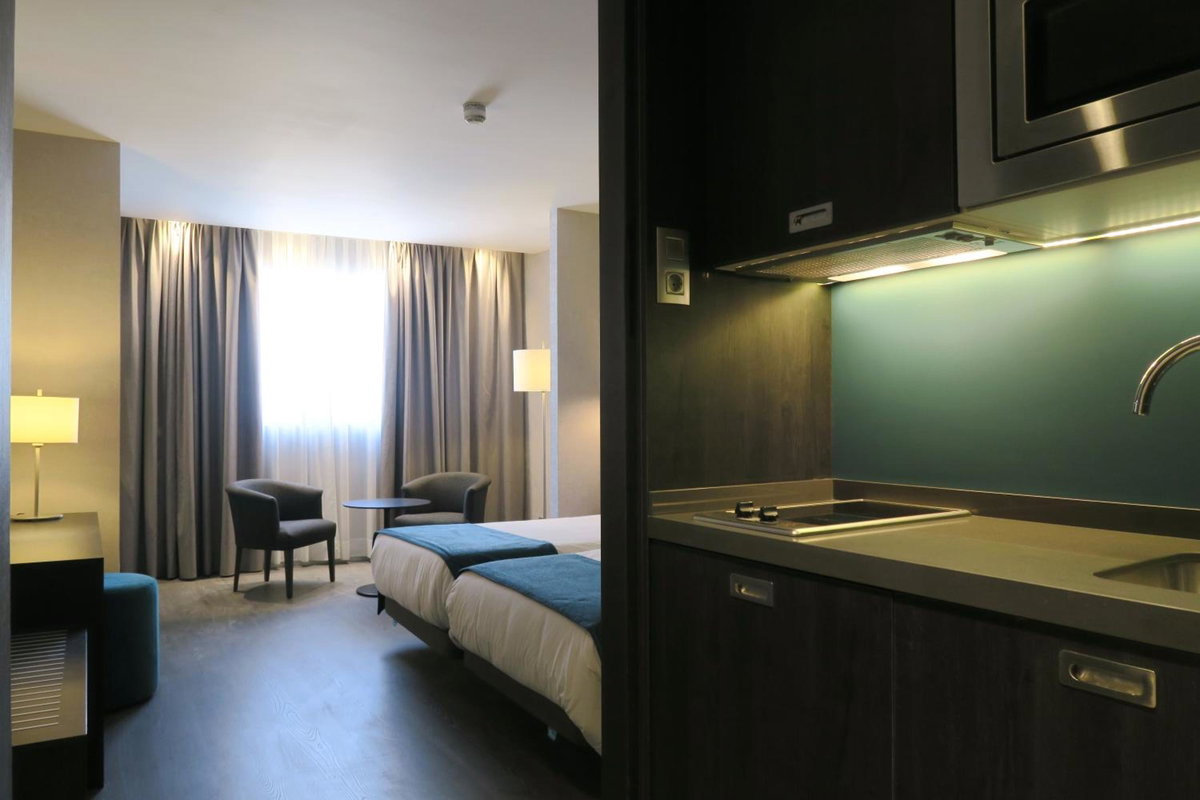 Hg City Suites Barcelona Apartments, Spain