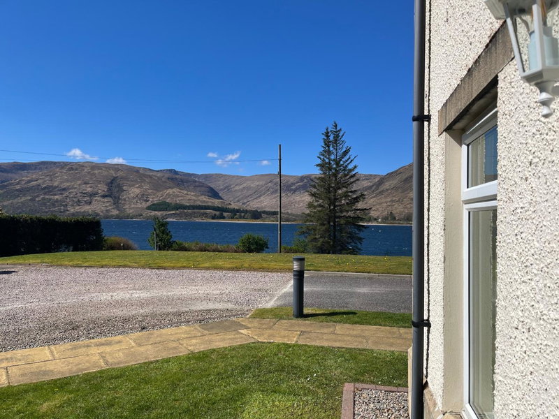 Corran, Glenloch View, Fort William 2-Bedroom Loch Side Flat, Fort William, United Kingdom