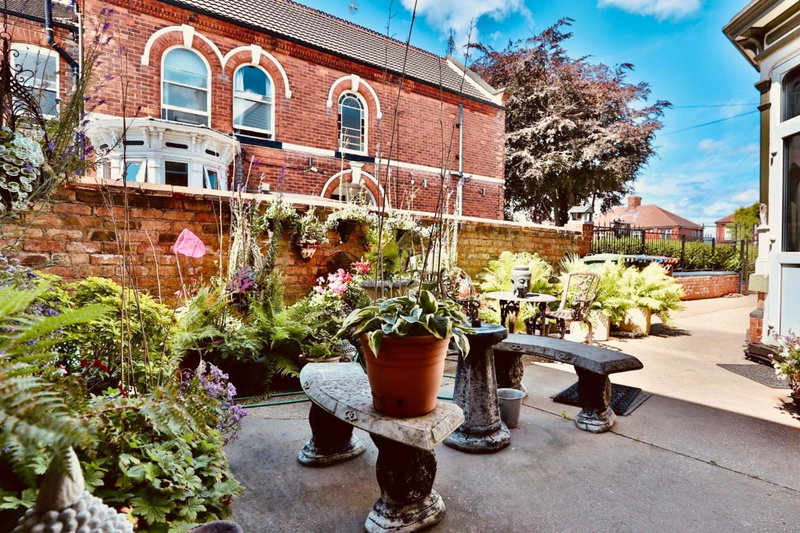 The Bays Clee Rd, Cleethorpes, United Kingdom