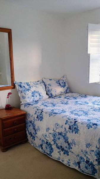 BIENVENUE in NEWHAVEN Luxury superking OR standard OR budget rooms, Newhaven, United Kingdom
