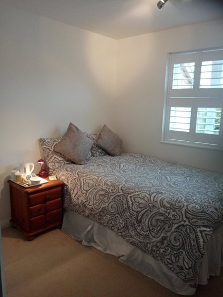 BIENVENUE in NEWHAVEN Luxury superking OR standard OR budget rooms, Newhaven, United Kingdom