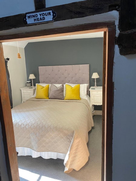 B&Bat no3, Market Bosworth, United Kingdom
