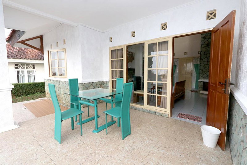 Villa ChavaMinerva Aries Ciater with Private Pool, Subang, Indonesia