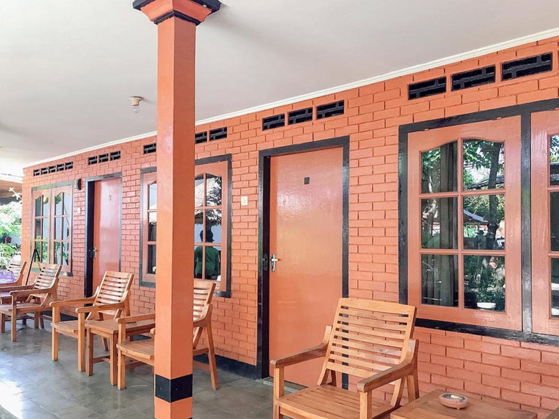 Oka Homestay Mitra RedDoorz, Mataram, Indonesia