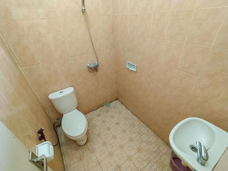 Oka Homestay Mitra RedDoorz, Mataram, Indonesia