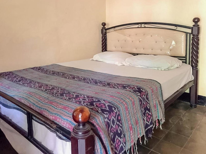 Oka Homestay Mitra RedDoorz, Mataram, Indonesia
