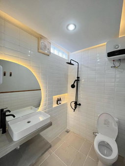 Sampai Villa Queensland, Pakem, Indonesia