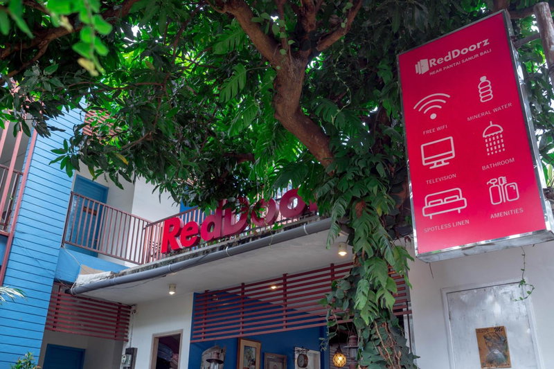 RedDoorz near Pantai Sanur Bali, Sanur, Indonesia