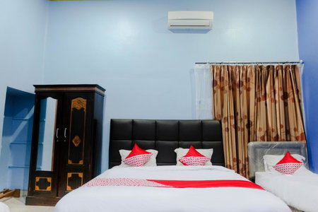 Hotel O Guest House Amalia Malang, Malang, Indonesia