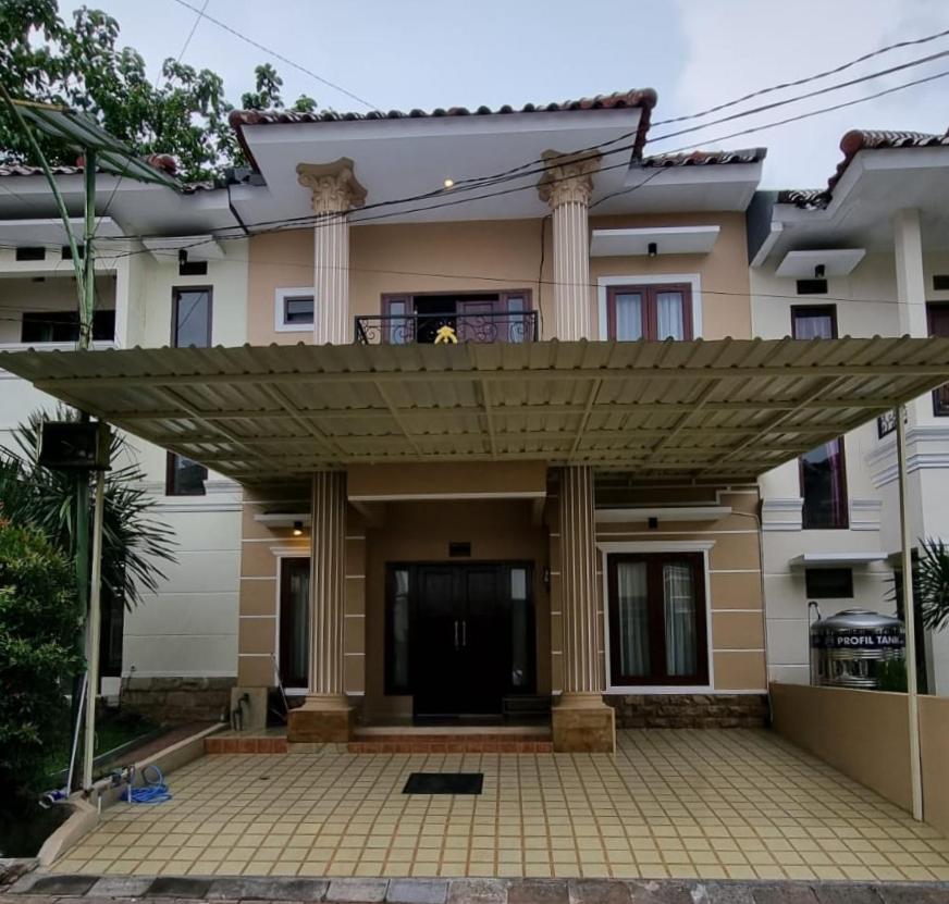 Hotel · Villa Estate 43 New, Batu