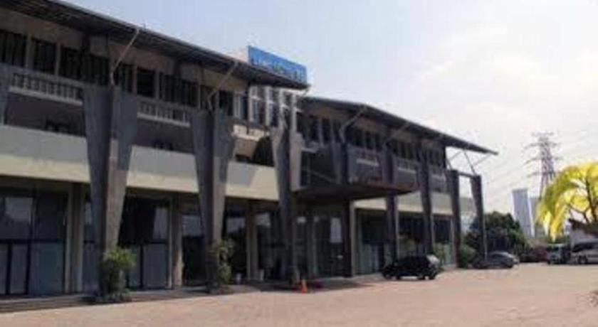 Lemo Hotel Serpong, Indonesia