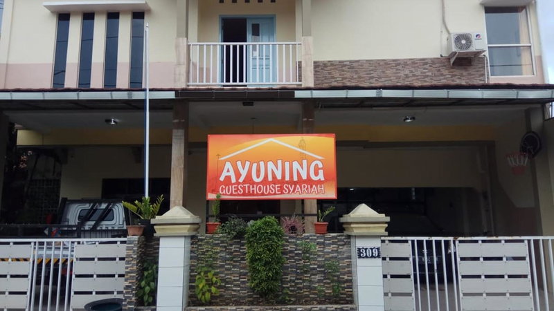 Ayuning Guest House Syariah Semarang Mitra RedDoorz, Semarang, Indonesia