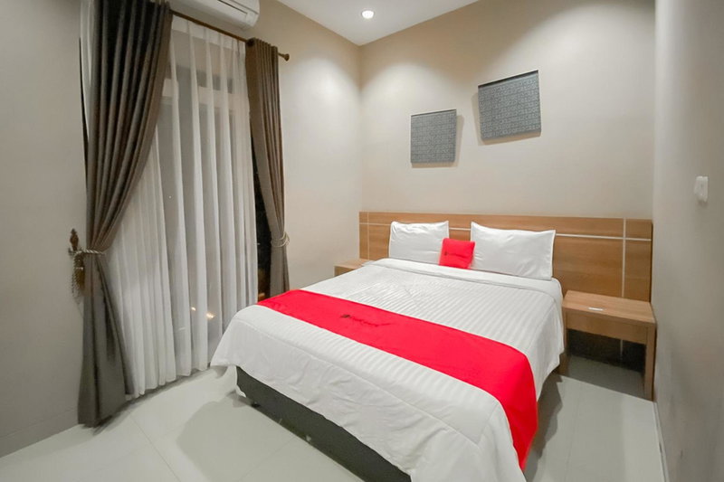 RedDoorz Premium @ Griya Inkoppabri Cisarua Puncak, Bogor, Indonesia