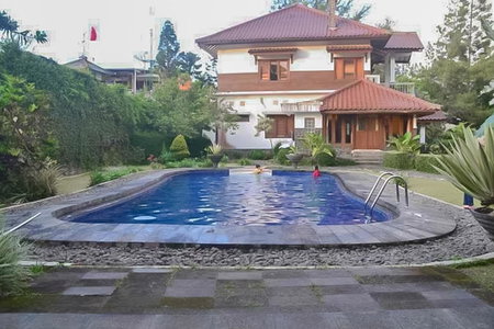 RedDoorz Premium @ Griya Inkoppabri Cisarua Puncak, Bogor, Indonesia