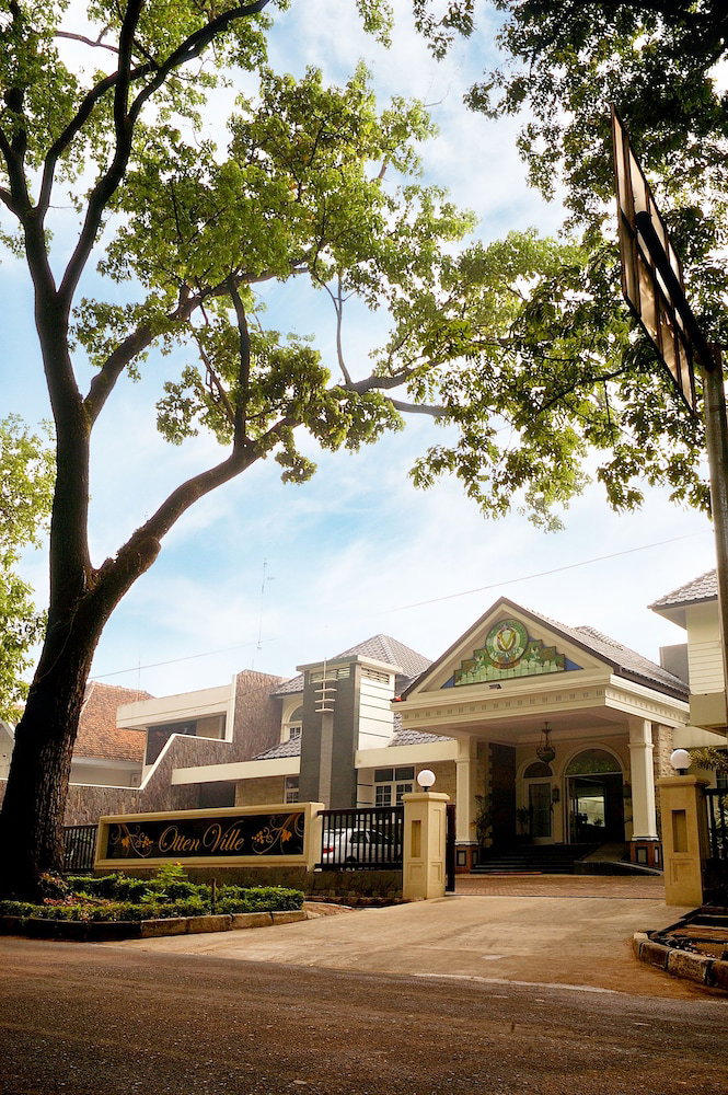 Hotel · Ottenville Boutique Hotel, Bandung