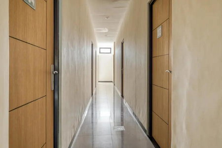 RedDoorz Syariah near Airlangga University Campus B, Surabaya, Indonesia