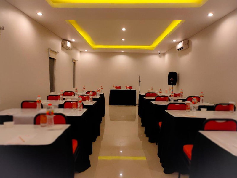 Front One Inn Sidoarjo, Sidoarjo, Indonesia