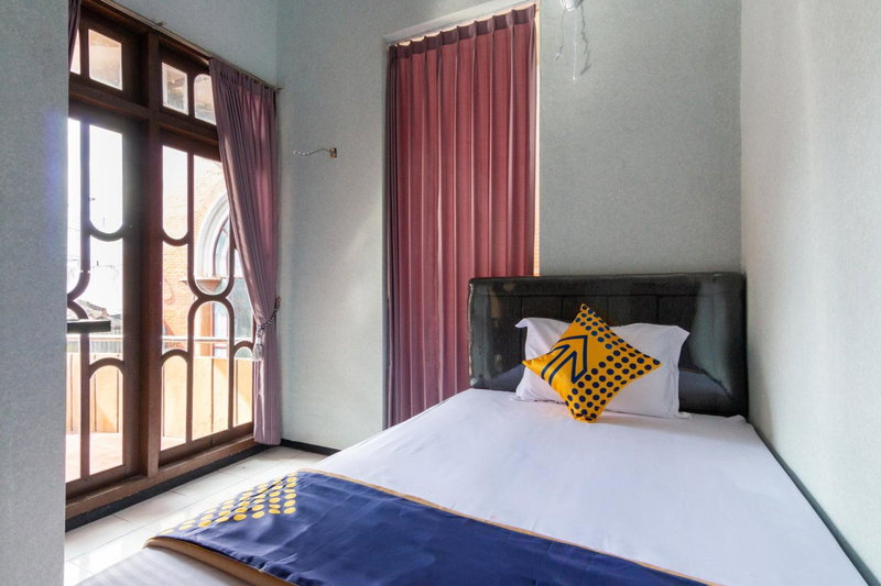 Hotel O Safira Family Residence Syariah, Lawang, Indonesia