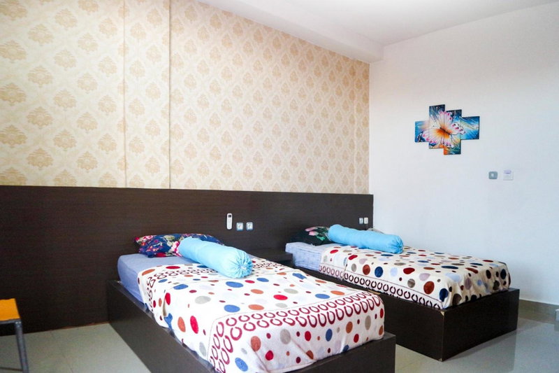Guest House Tunas Daud near Universitas Kristen Artha Wacana Kupang Mitra RedDoorz, Oesapa-besar, Indonesia