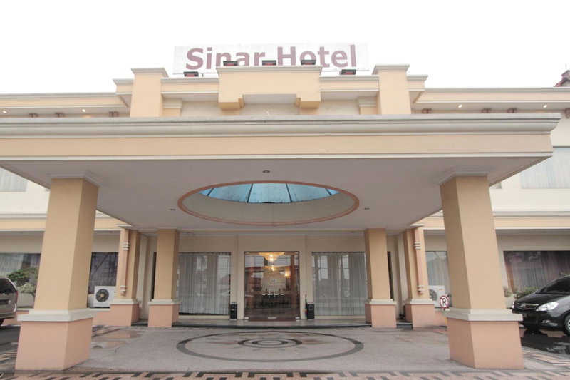 Hotel Sinar 2, Sedati, Indonesia