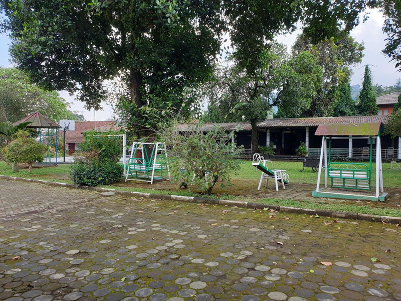 Yehezkiel Hotel Lembang Mitra RedDoorz, Bandung, Indonesia