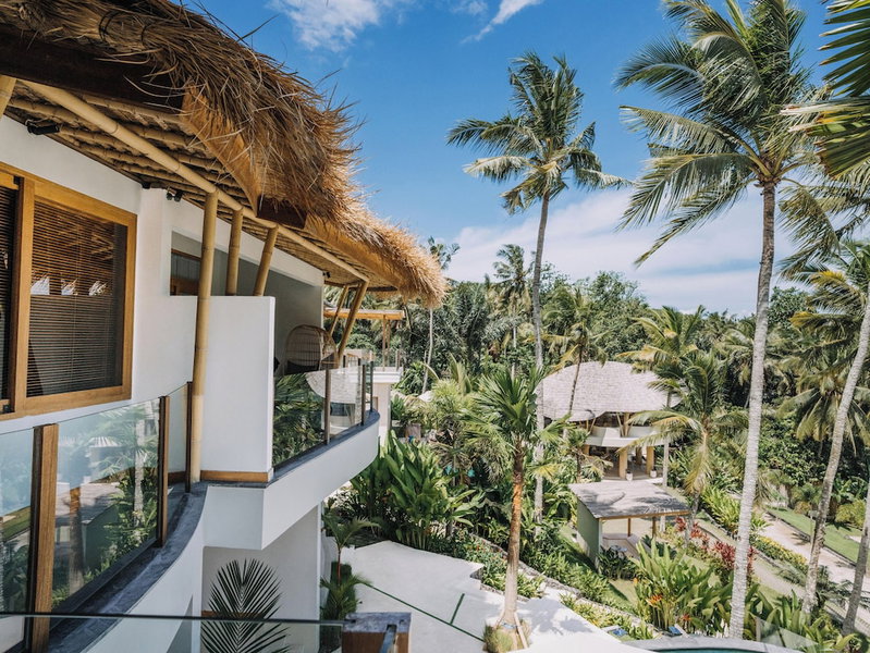 Neano Escape, Manggis, Indonesia