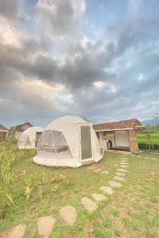 Borobudur Luxury Glamping, Magelang, Indonesia