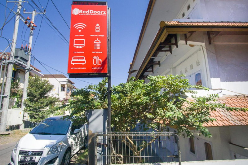 RedDoorz @ Jalan Gatot Subroto Denpasar, Denpasar, Indonesia