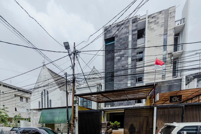 RedDoorz Plus @ Pasar Baru, Jakarta, Indonesia
