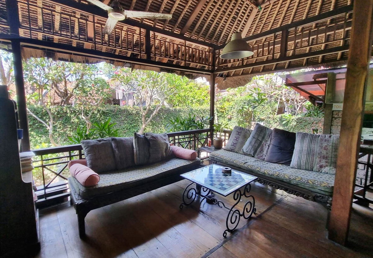 Flash Back Bungalow, Indonesia
