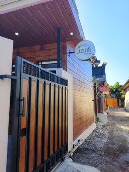 Justin Guest House, Jimbaran, Indonesia
